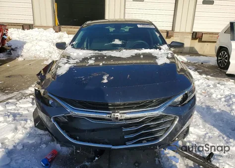 2019 Chevrolet Malibu Lt z USA, uszkodzony, nr VIN 1G1ZD5ST9KF135678